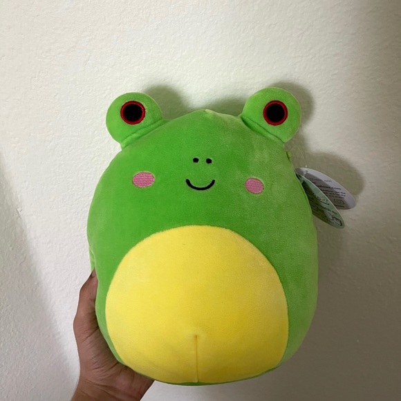 red eye wendy squishmallow